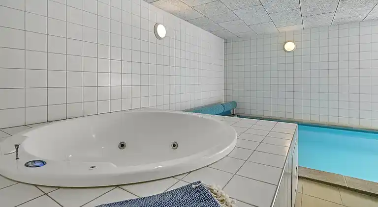 Ferienhaus bei Ebeltoft mit Pool & Spa