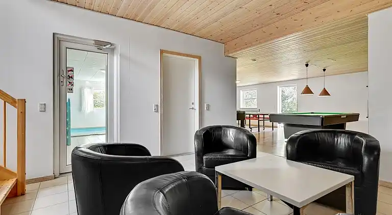 Ferienhaus bei Ebeltoft mit Pool & Spa