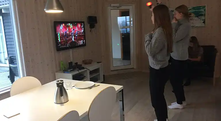 Familienhaus mit Pool, Spa & Spielraum