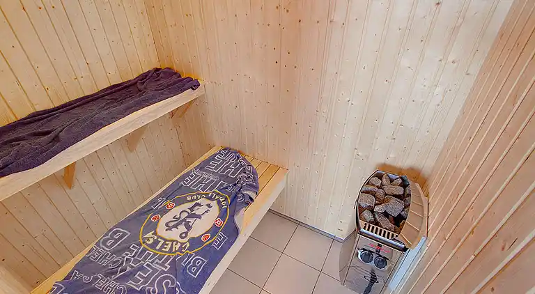 Ferienhaus mit Pool, Spa und großer Terrasse