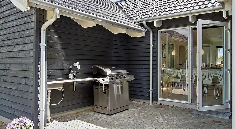 Ferienhaus mit Pool, Spa und großer Terrasse