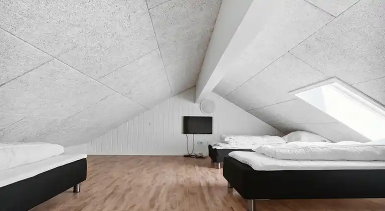 Geräumiges Ferienhaus mit Pool, Spa & Aktivitäten