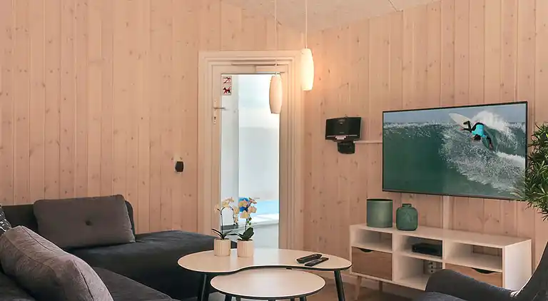 Ferienhaus mit Pool, Sauna & Freizeitraum