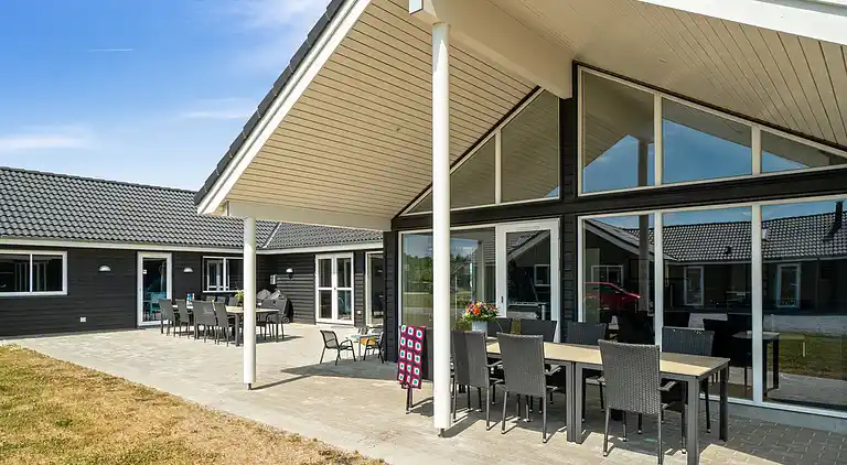 Luxus-Ferienhaus - Grenå Strand, Pool