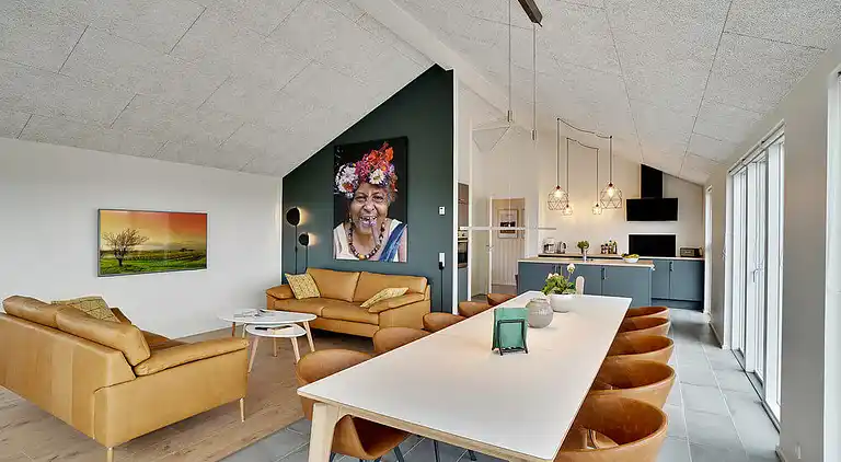 Luxus-Ferienhaus am Strand mit Spa & Spiel