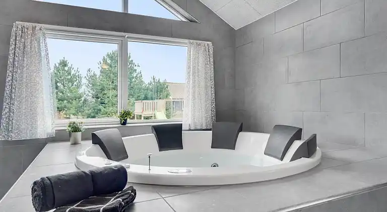 Großes Ferienhaus für 20 bei Marielyst