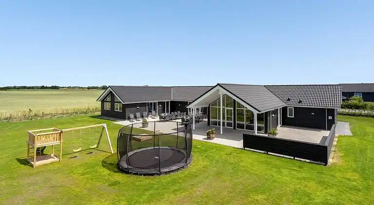 Großes Ferienhaus am Limfjord mit Pool