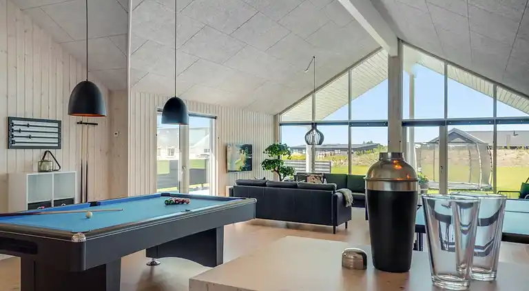 Großes Ferienhaus am Limfjord mit Pool