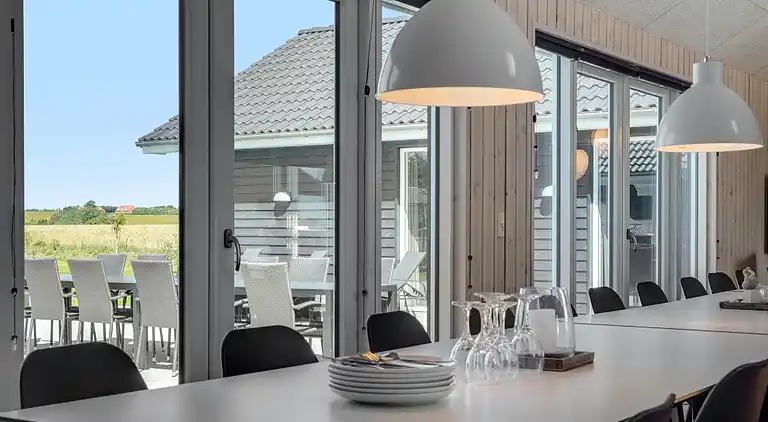 Großes Ferienhaus am Limfjord mit Pool