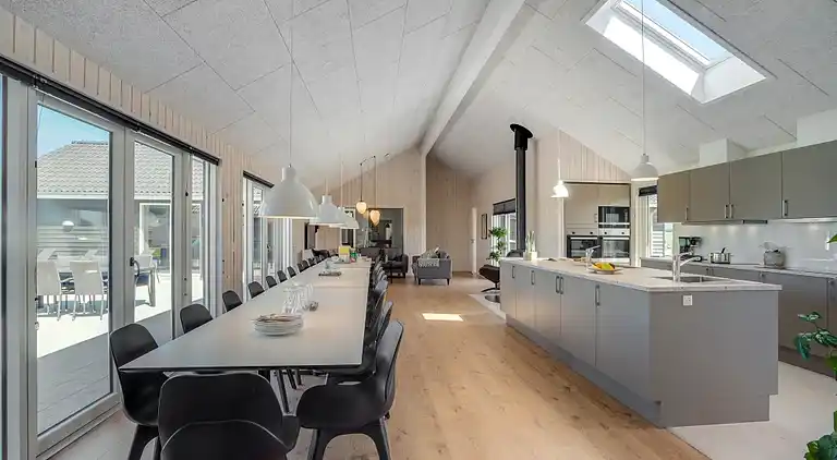 Großes Ferienhaus am Limfjord mit Pool