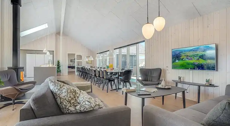 Großes Ferienhaus am Limfjord mit Pool