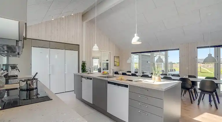 Großes Ferienhaus am Limfjord mit Pool