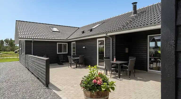 Großes Ferienhaus am Limfjord mit Pool