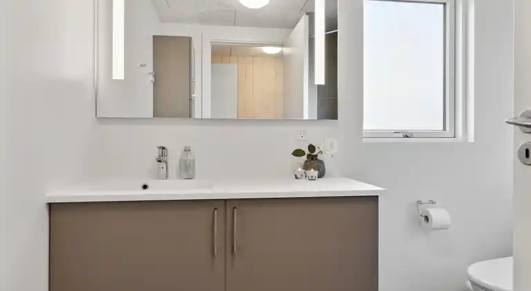 Luxusferienhaus mit Hallenbad für 18