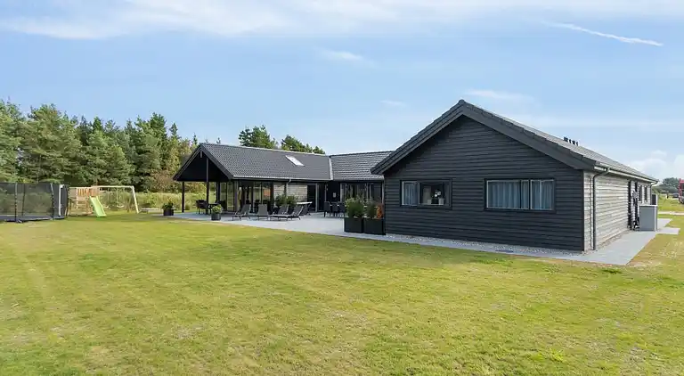 Luxus-Ferienhaus mit Pool, Spa & Spielzimmer