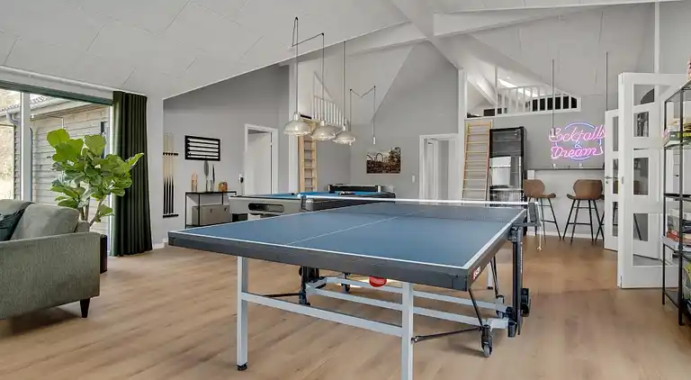 Luxus-Ferienhaus mit Pool, Spa & Spielzimmer