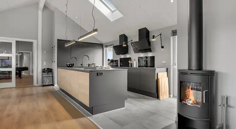 Luxus-Ferienhaus mit Pool, Spa & Spielzimmer