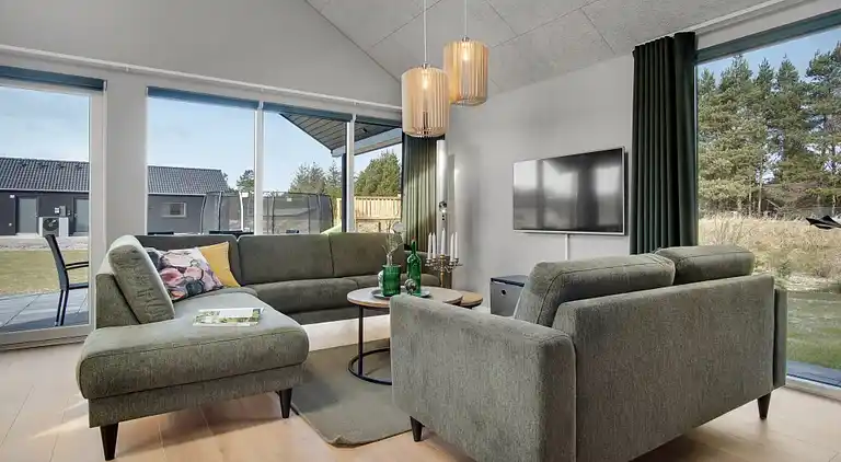 Luxus-Ferienhaus mit Pool, Spa & Spielzimmer