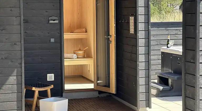 Geräumiges Ferienhaus auf Rømø mit Pool & Spa