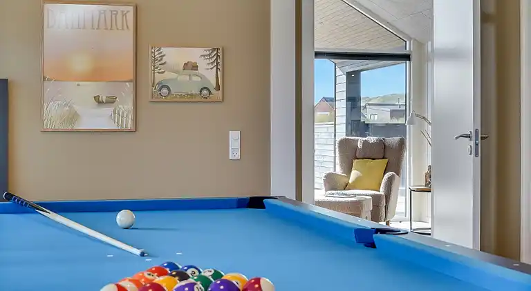 Für 18 Personen – Pool, Sauna & Freizeitraum