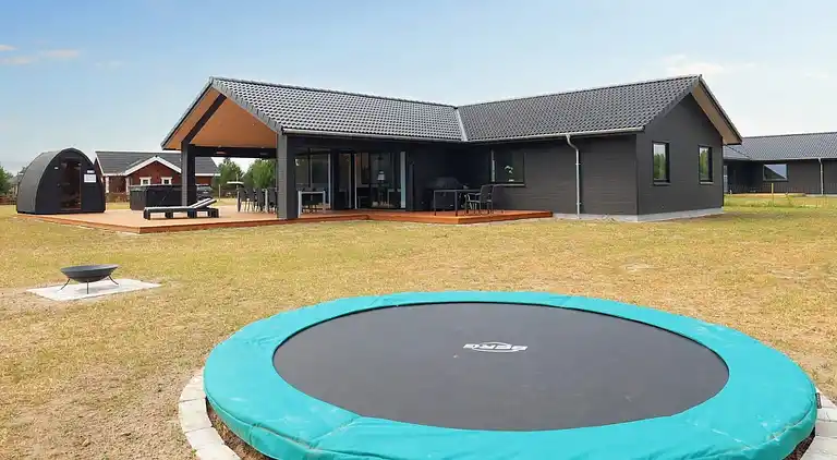 Modernes Ferienhaus in Marielyst für 14