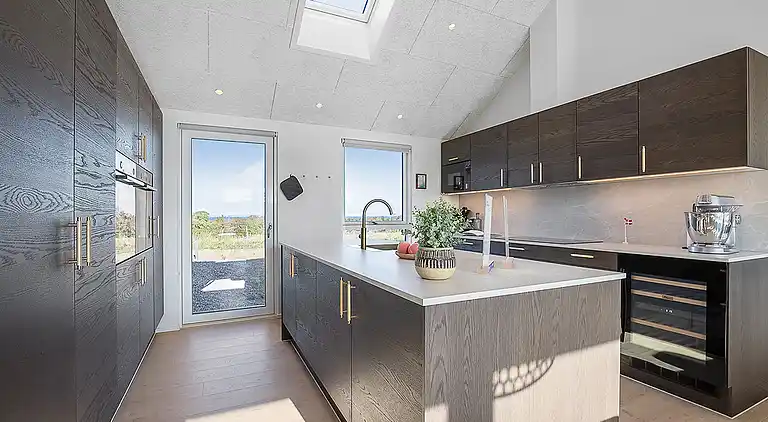 Luxus-Ferienhaus mit Pool und Meerblick