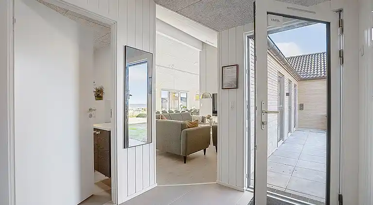 Luxus-Ferienhaus mit Pool und Meerblick