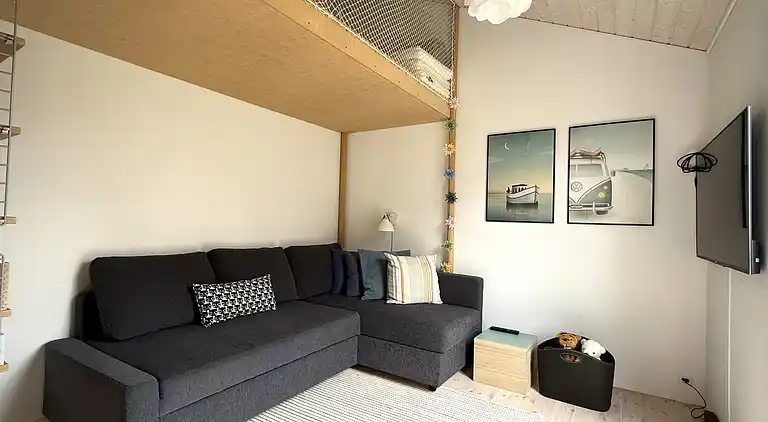 Moderne og stilrent sommerhus på nordkysten