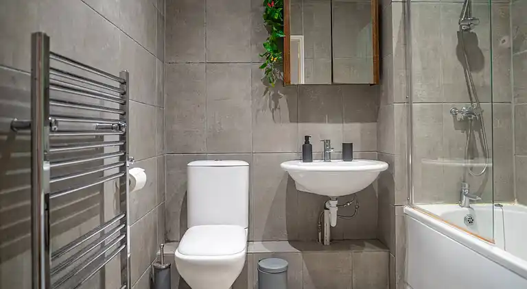 2BR Brixton, kostenloser bewachter Parkplatz, Zone 2, für 6