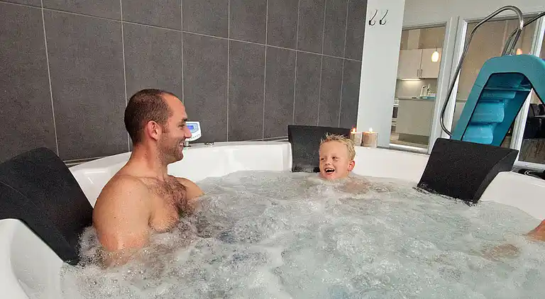 Familienfreundliches Ferienhaus mit Pool & Spa