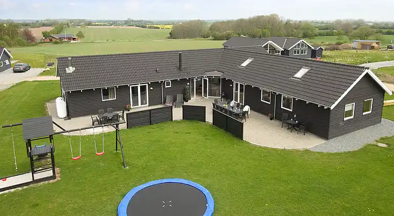 Poolhaus am Strand von Sydals mit Spa & Spiel