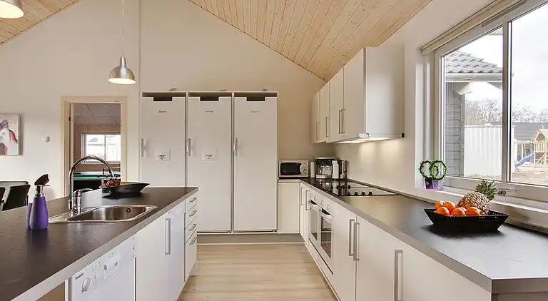 Ferienhaus mit Pool, Sauna & Spielraum