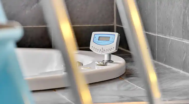 Maison avec parc aquatique, spa & salle de jeux