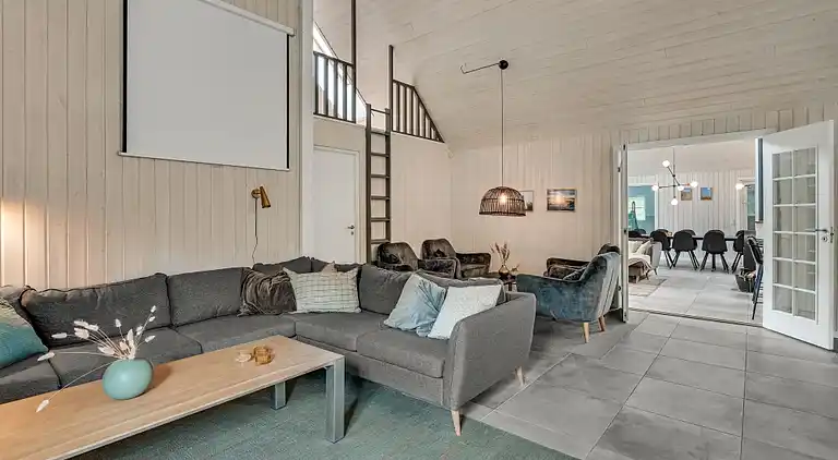 Ferienhaus in Blåvand - Pool, Spa, Aktivitäten