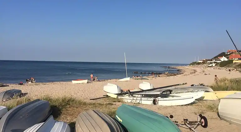 Luxus-Ferienhaus mit Pool bei Tisvildeleje
