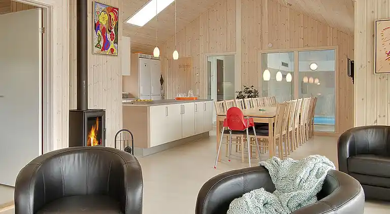 Ferienhaus mit Pool, Spa und Spielraum