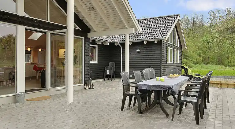 Ferienhaus mit Pool, Spa und Spielraum