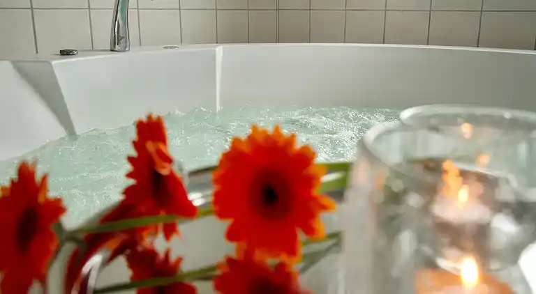 Luxuriöses Poolhaus mit Spa bei Marielyst