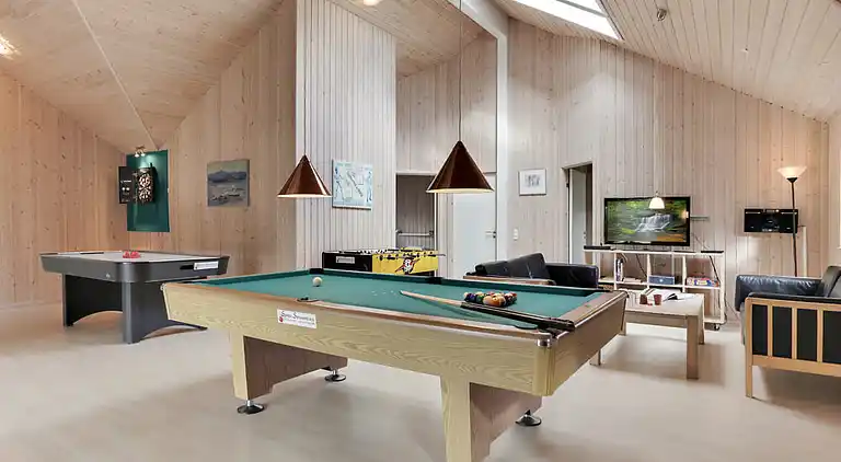 Luxuriöses Poolhaus mit Spa bei Marielyst