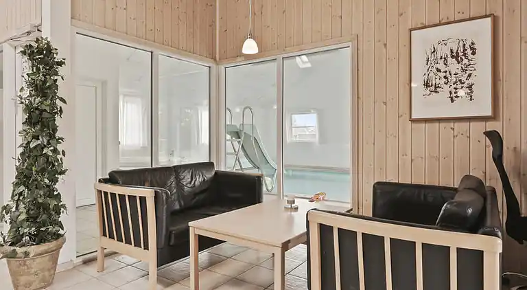 Luxuriöses Poolhaus mit Spa bei Marielyst