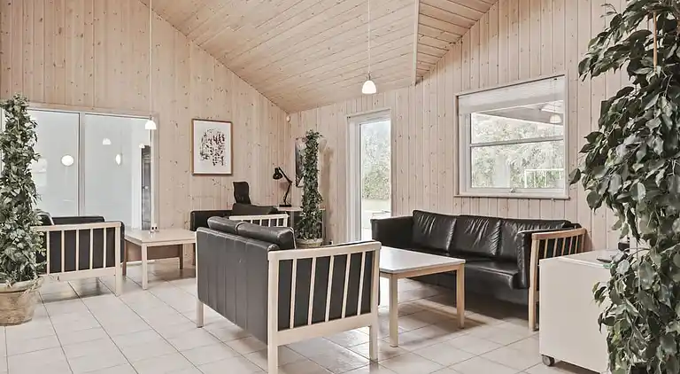 Luxuriöses Poolhaus mit Spa bei Marielyst