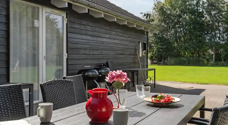 Luxuriöses Poolhaus mit Spa bei Marielyst