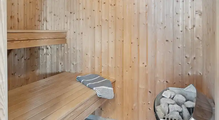 Sommarhus med vattenpark, spa och aktivitetsrum