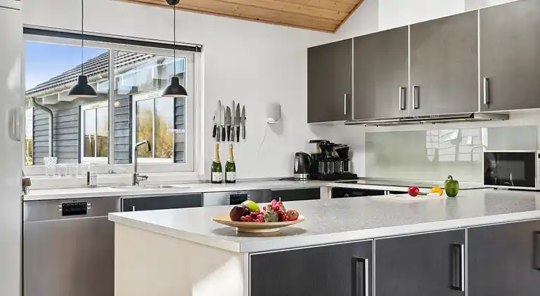 Sommarhus med vattenpark, spa och aktivitetsrum