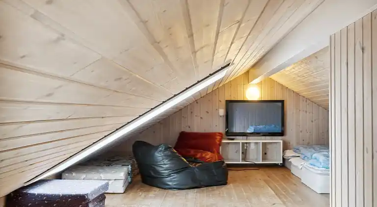 Sommarhus med vattenpark, spa och aktivitetsrum