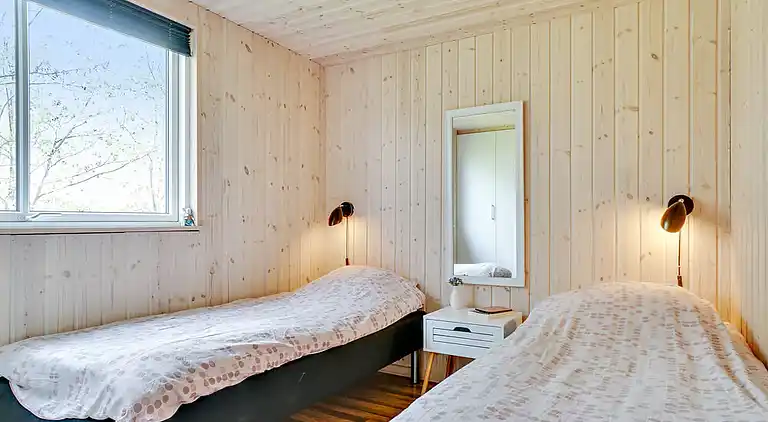 Sommarhus med vattenland, spa och aktivitetsrum