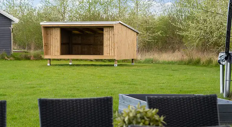 Sommarhus med vattenland, spa och aktivitetsrum