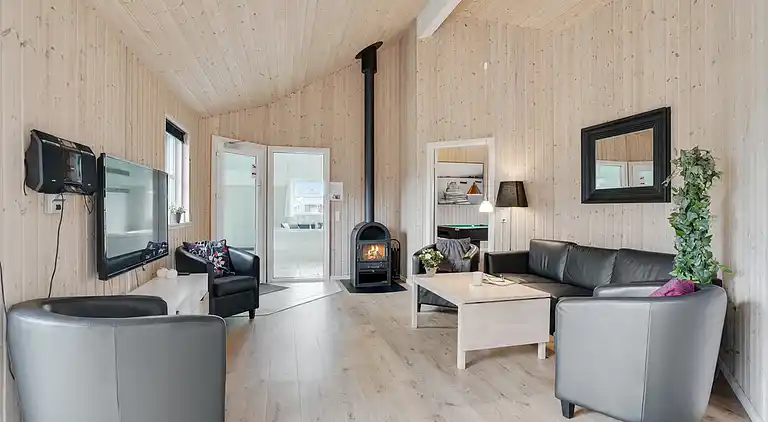 Luxuriöses Poolhaus mit Spa, Sauna & Spielplatz