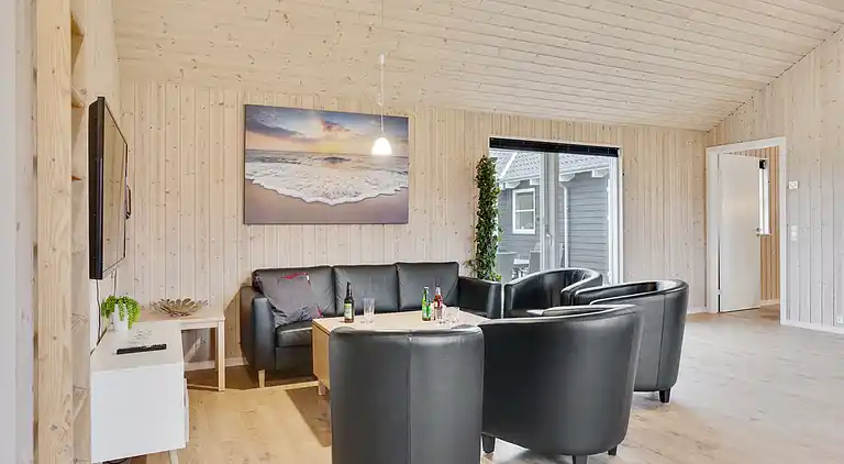 Luxuriöses Poolhaus mit Spa, Sauna & Spielplatz