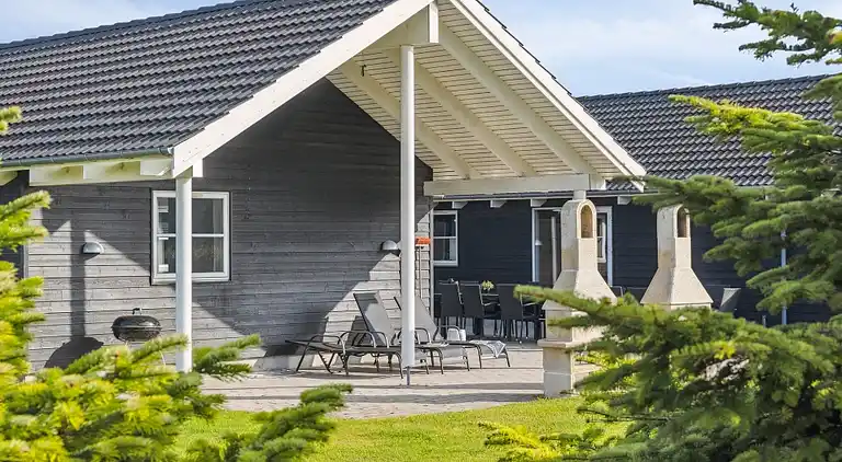 Luxuriöses Poolhaus mit Spa, Sauna & Spielplatz
